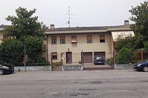 vendita casa indipendente